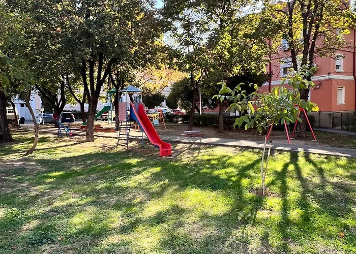 Cozy * クラヨーヴァ